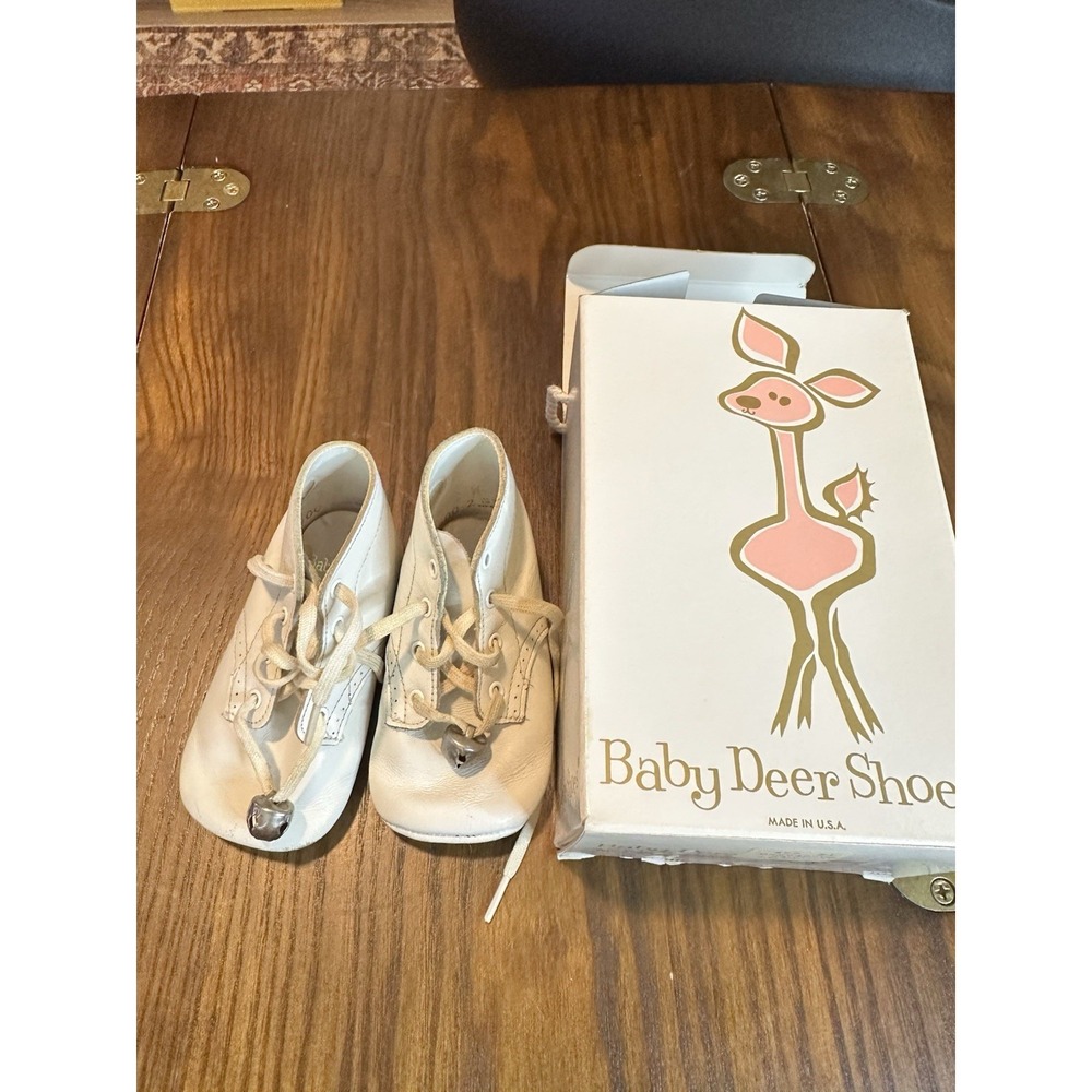 Vintage 1950's Trimfoot Baby Deer Shoes White Leather Original Box Size 2